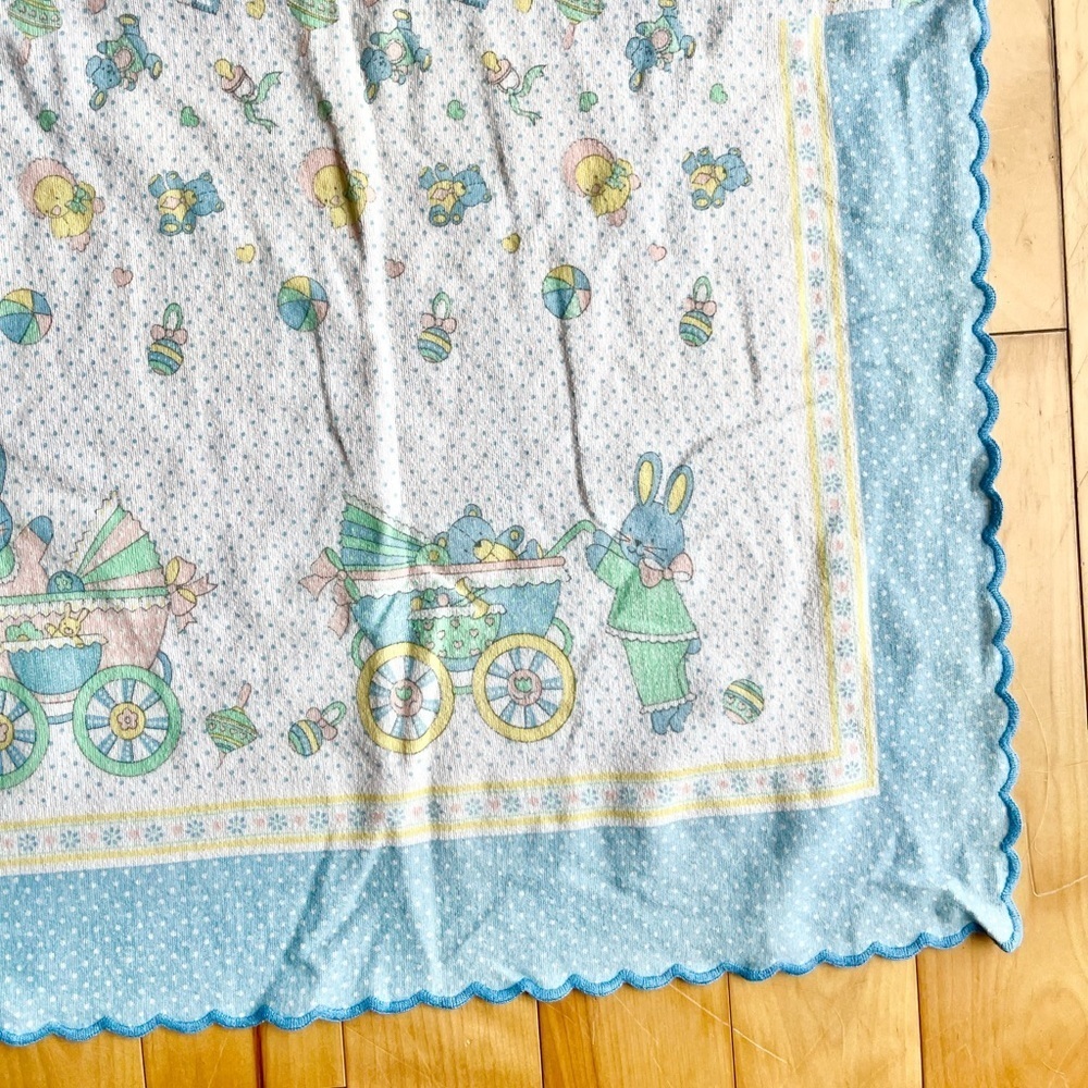 Vintage 80s 90s Baby Quilt Bedding Blanket and Flannel Sheet Size Bassinet Crib - Picture 7 of 9